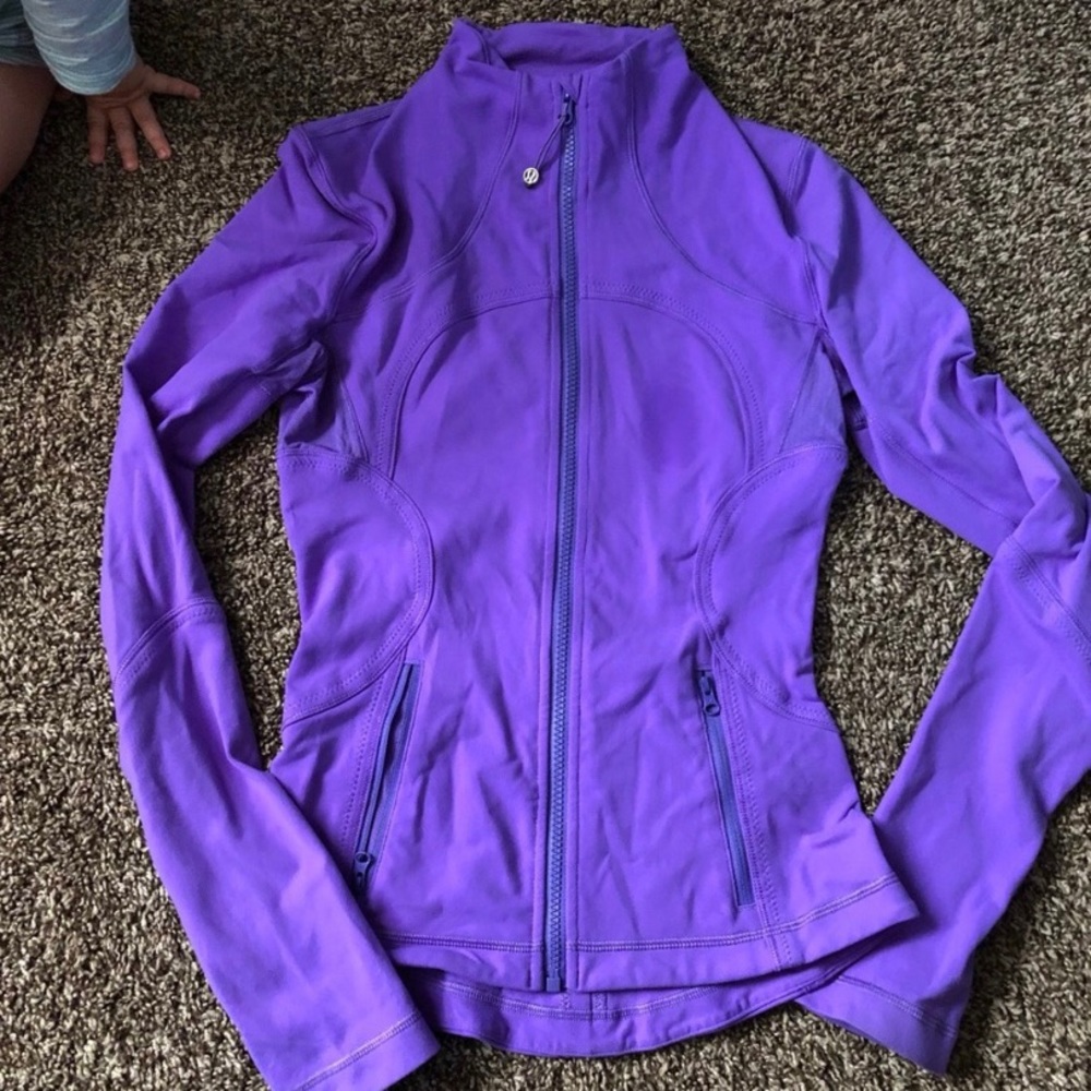 Lululemon size 4 jacket